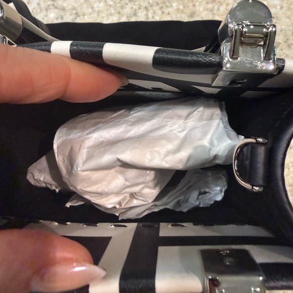 Authentic Fendi Mini BRAND NEW WITH TAGS - Picture 4 of 5